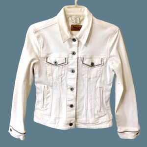 NWOT Levi’s Trucker Jacket White Small